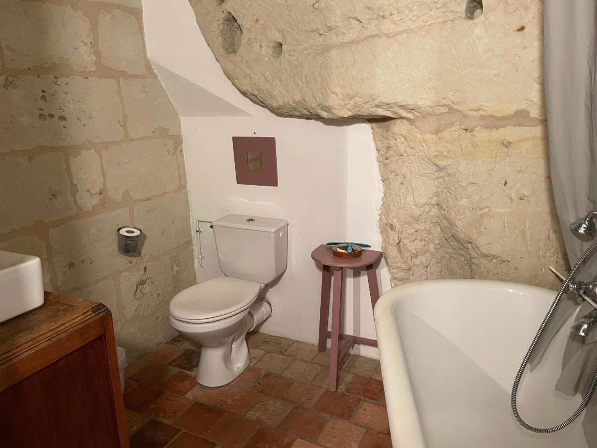 L'Escale Troglo Au Bord De La Loire Villa Souzay-Champigny Kültér fotó